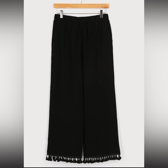 Linen Blend One Shoulder Tassel Crop Top & Wide-Leg Pants Set - Like New - Picture 10 of 17